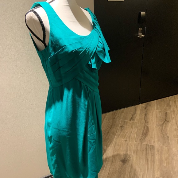 BCBG Emerald green ruffle trim fitted dress - Picture 2 of 10